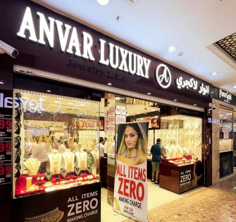 Anvar Luxury Gold & Diamonds: A Glittering Oasis in Deira’s Gold Souq